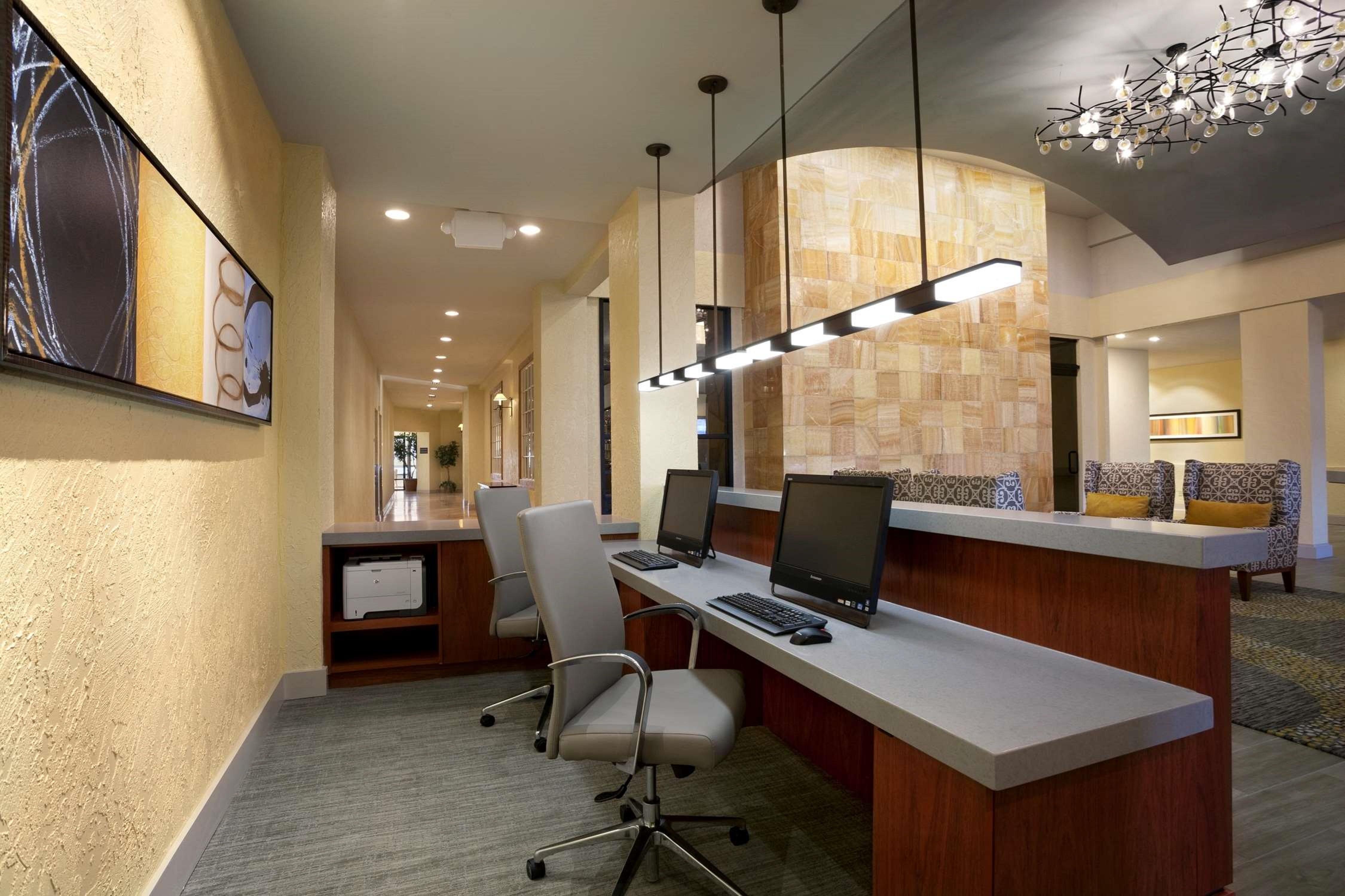 Doubletree By Hilton Hotel Salt Lake City Airport Exteriör bild