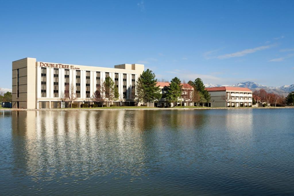 Doubletree By Hilton Hotel Salt Lake City Airport Exteriör bild
