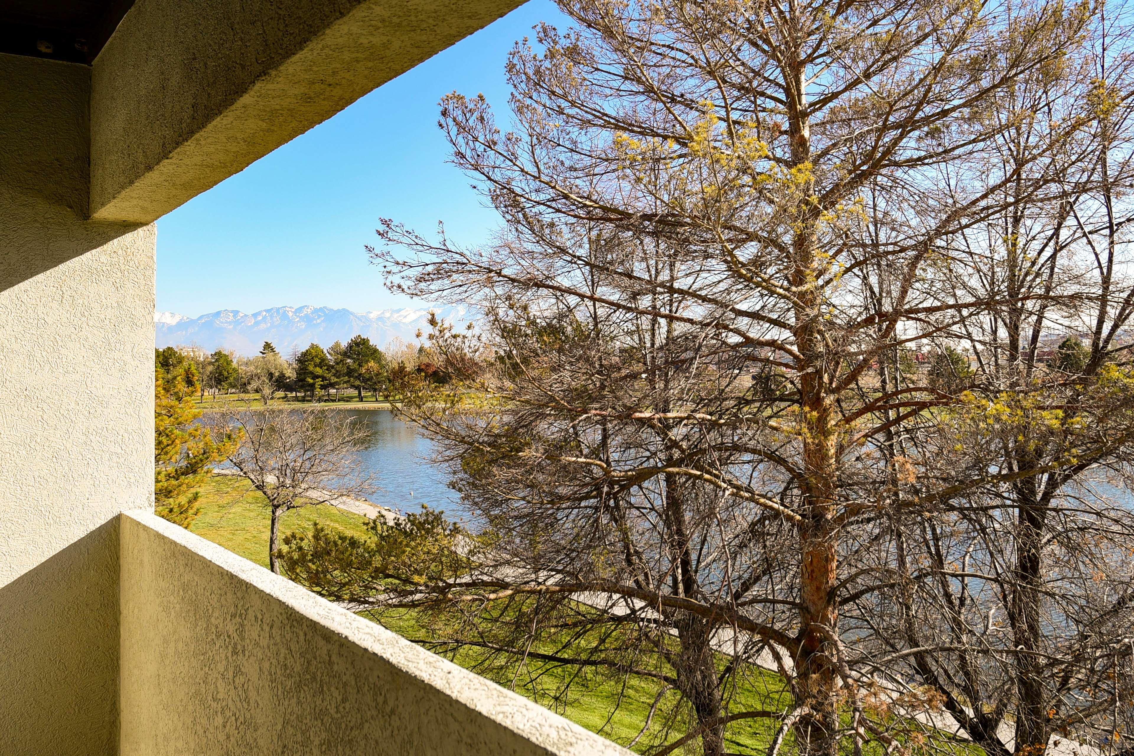 Doubletree By Hilton Hotel Salt Lake City Airport Exteriör bild