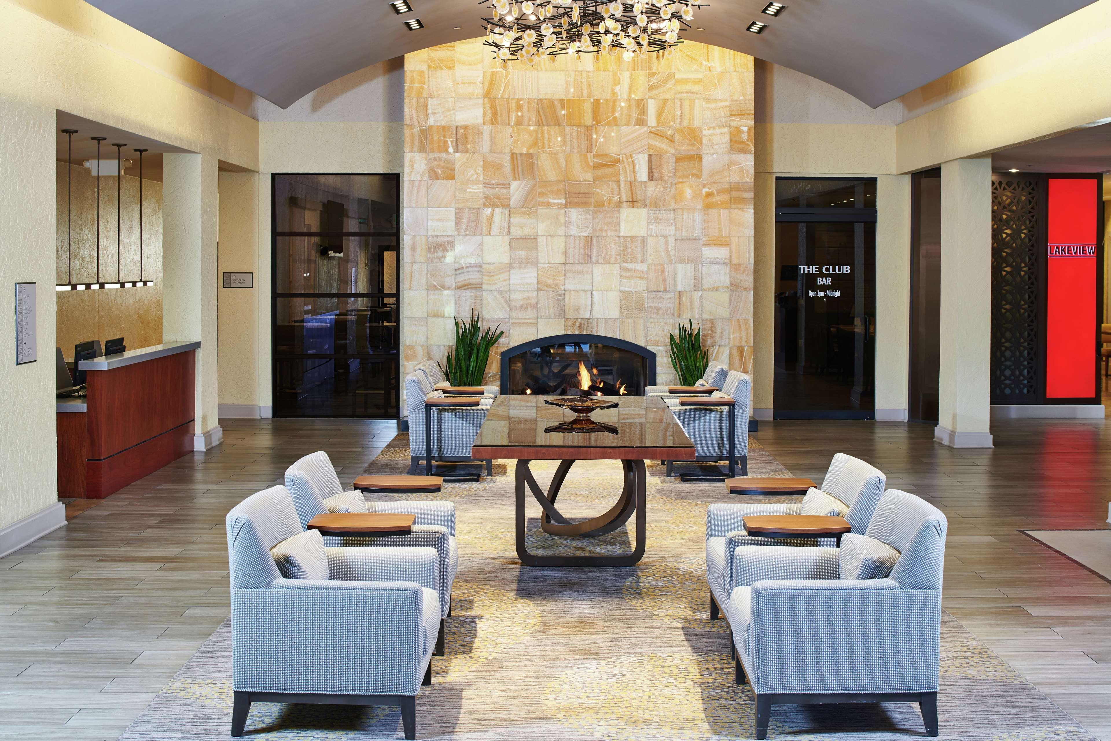 Doubletree By Hilton Hotel Salt Lake City Airport Exteriör bild